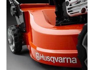 Газонокосилка бензиновая Husqvarna LC 253S