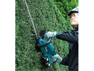 Кусторез аккумуляторный Makita DUH651Z (каркас) DUH651Z