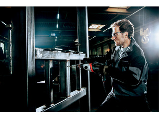 Дрель ударная Metabo SB 850-2