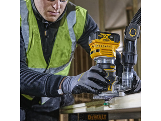 Аккумуляторный фрезер DeWALT DCW604NT (каркас) DCW604NT