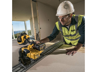 Аккумуляторная погружная дисковая пила DeWALT DCS520T2R