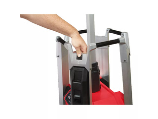 Прожектор светодиодный аккумуляторный MILWAUKEE MX FTL-601