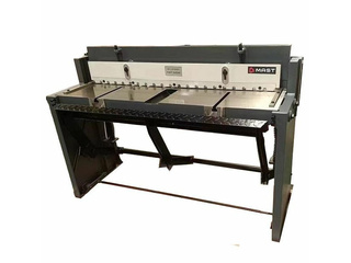 Гильотина MAST Q01-1.5x1320
